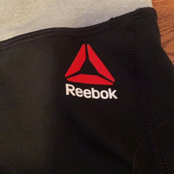 Reebok workout capris - Picture 3 of 6